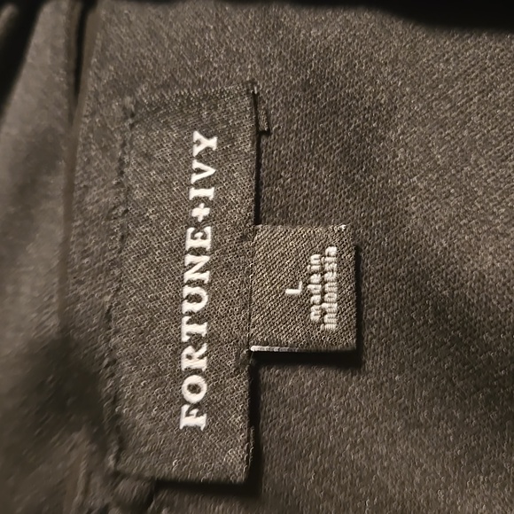 Fortune + Ivy Black Women's Sleevless Top Fully Linned, Sheer Layer - Picture 7 of 7